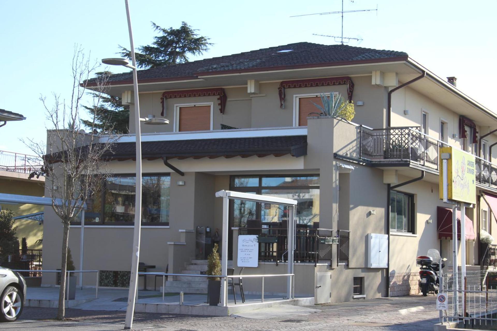 Hotel Margherita Meuble Сирмионе Экстерьер фото