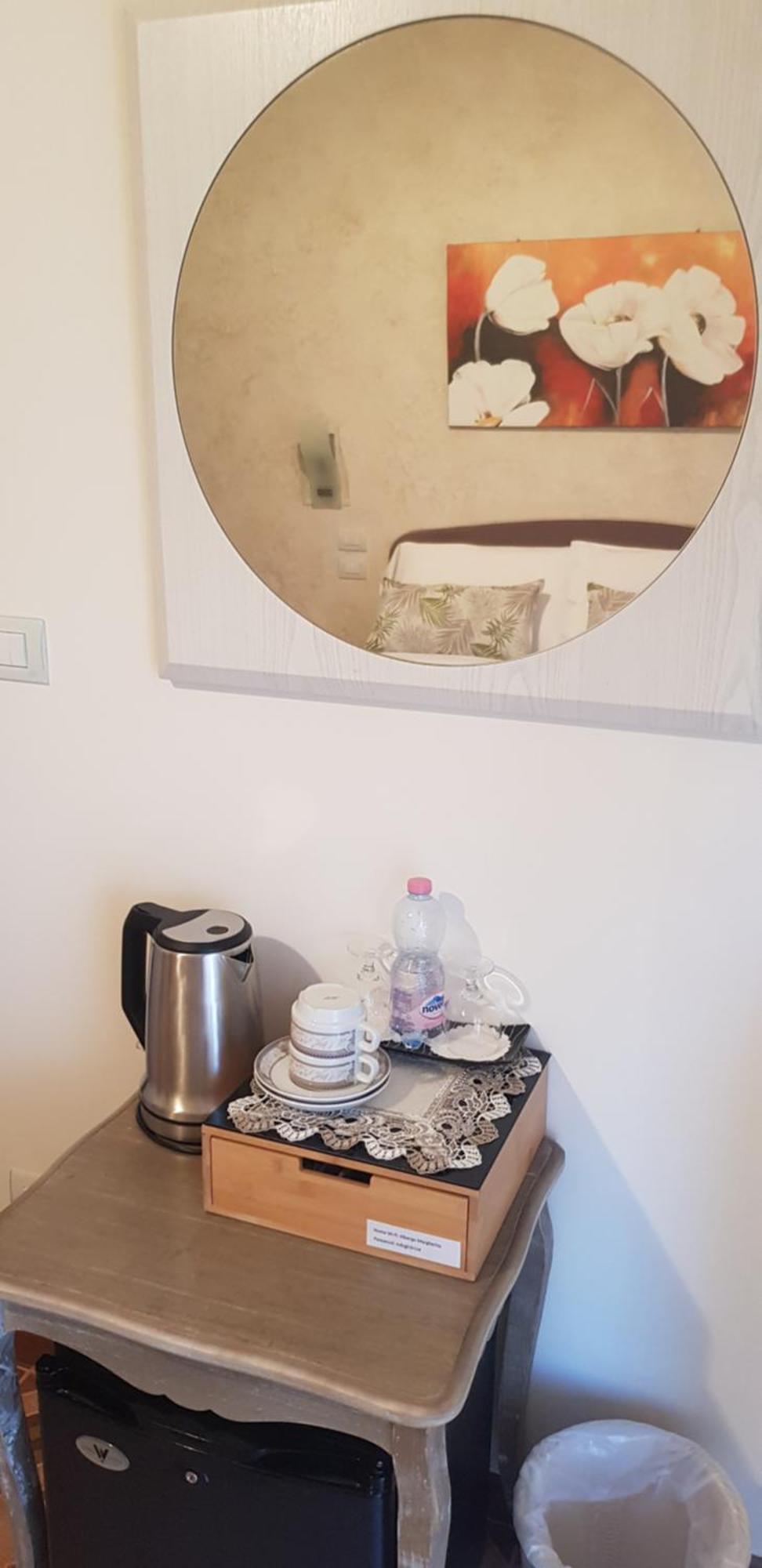 Hotel Margherita Meuble Сирмионе Номер фото